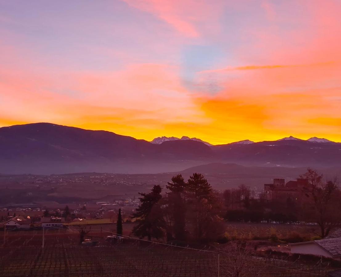 Strahlerhof Apartment Appiano Sulla Strada Del Vino Luaran gambar