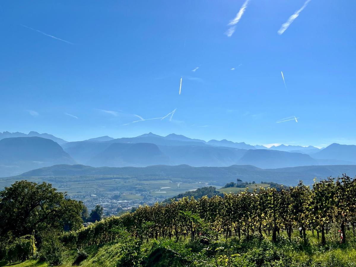 Strahlerhof Apartment Appiano Sulla Strada Del Vino Luaran gambar