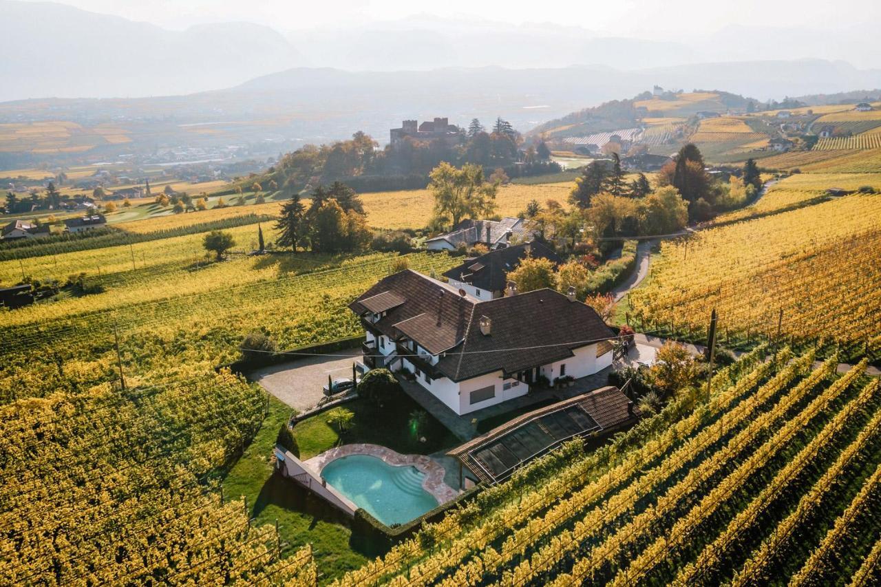 Strahlerhof Apartment Appiano Sulla Strada Del Vino Luaran gambar